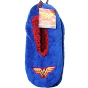 Wholesale - 1pk WONDER WOMAN SLIPPER SOCKS SIZE 9-11, UPC: 193159158507